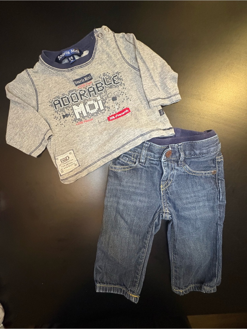 Souris Mini Gray 'Adorable Moi' Top & Denim Pants Kids Matching Set